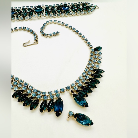Vintage Blue Rhinestone Bracelet Set - Picture 12 of 15